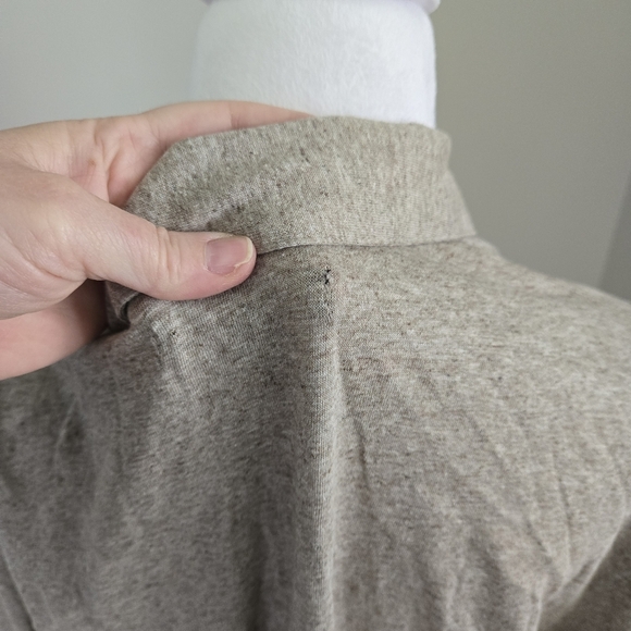 Banana Republic Men's Beige Large Short Sleeve Button Up Shirt - Picture 4 of 13